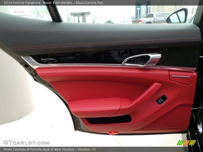 Door Panel of 2014 Panamera 