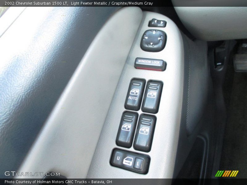 Light Pewter Metallic / Graphite/Medium Gray 2002 Chevrolet Suburban 1500 LT