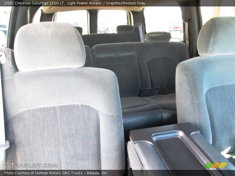 Light Pewter Metallic / Graphite/Medium Gray 2002 Chevrolet Suburban 1500 LT