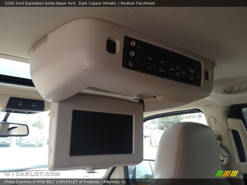 Entertainment System of 2006 Expedition Eddie Bauer 4x4