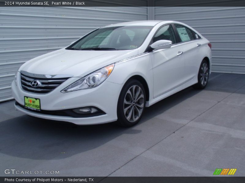 Pearl White / Black 2014 Hyundai Sonata SE