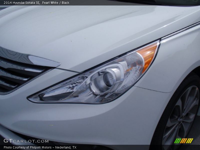 Pearl White / Black 2014 Hyundai Sonata SE