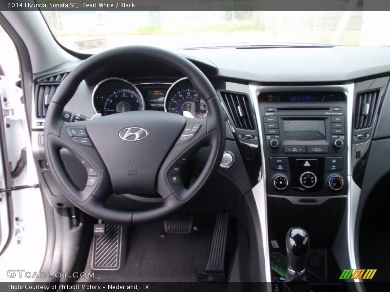 Pearl White / Black 2014 Hyundai Sonata SE