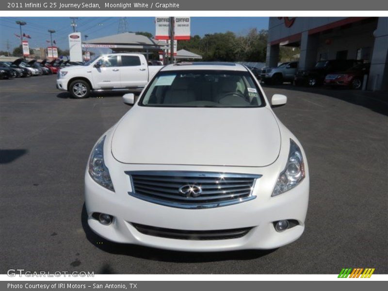 Moonlight White / Graphite 2011 Infiniti G 25 Journey Sedan