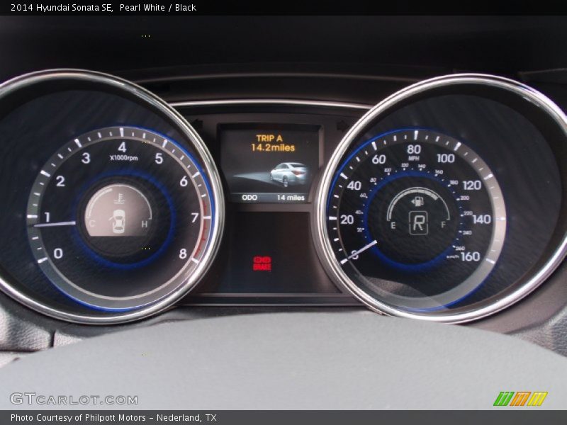 Pearl White / Black 2014 Hyundai Sonata SE
