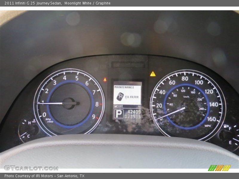 Moonlight White / Graphite 2011 Infiniti G 25 Journey Sedan