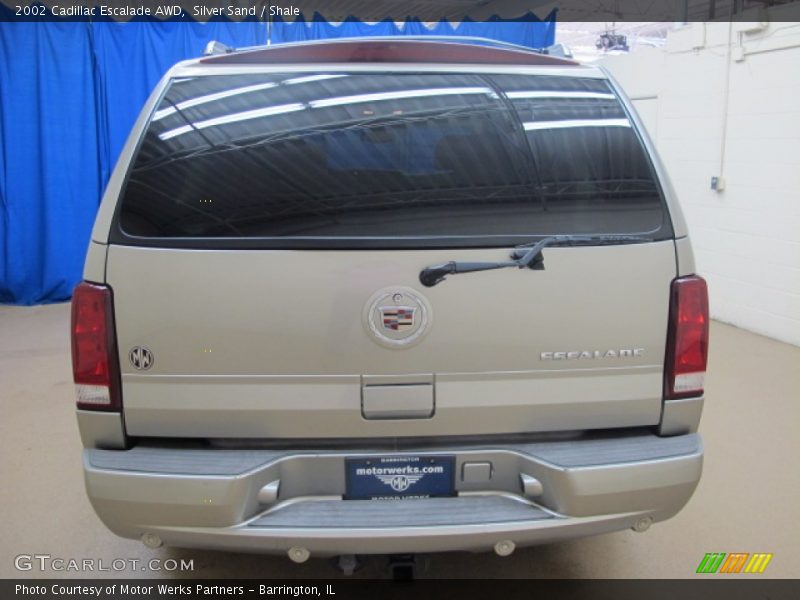 Silver Sand / Shale 2002 Cadillac Escalade AWD