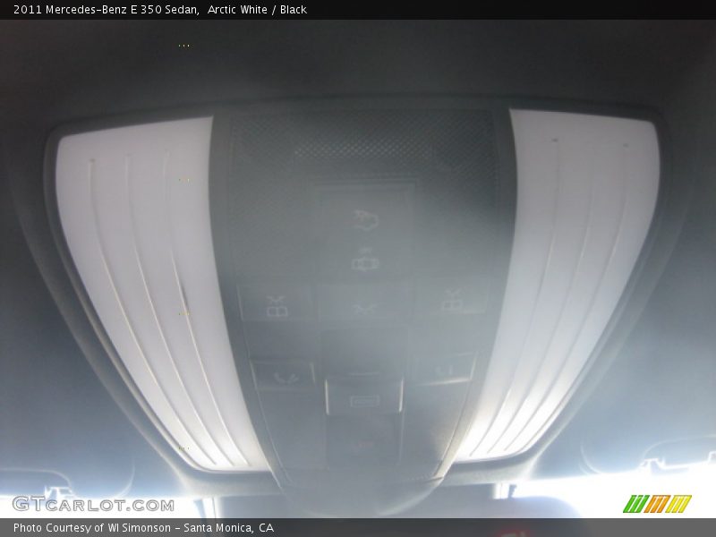 Arctic White / Black 2011 Mercedes-Benz E 350 Sedan