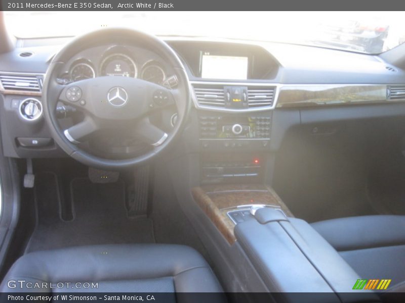 Arctic White / Black 2011 Mercedes-Benz E 350 Sedan