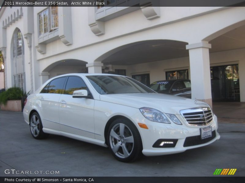 Arctic White / Black 2011 Mercedes-Benz E 350 Sedan