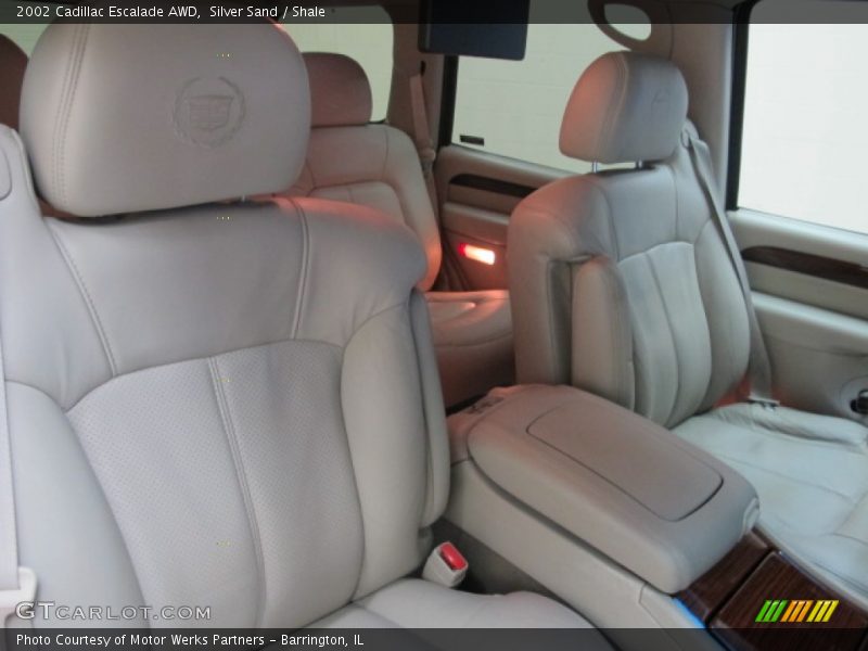 Silver Sand / Shale 2002 Cadillac Escalade AWD