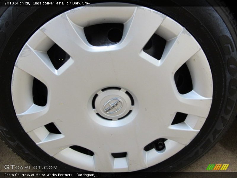 Classic Silver Metallic / Dark Gray 2010 Scion xB