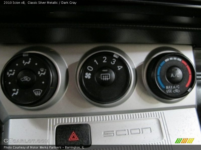 Classic Silver Metallic / Dark Gray 2010 Scion xB