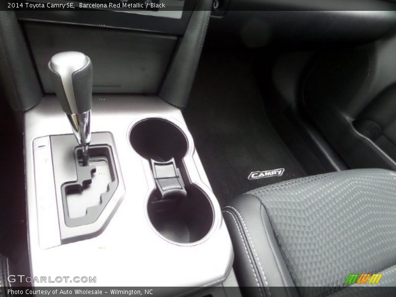 Barcelona Red Metallic / Black 2014 Toyota Camry SE