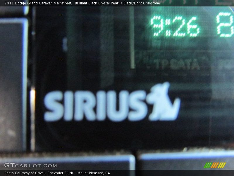 Brilliant Black Crystal Pearl / Black/Light Graystone 2011 Dodge Grand Caravan Mainstreet