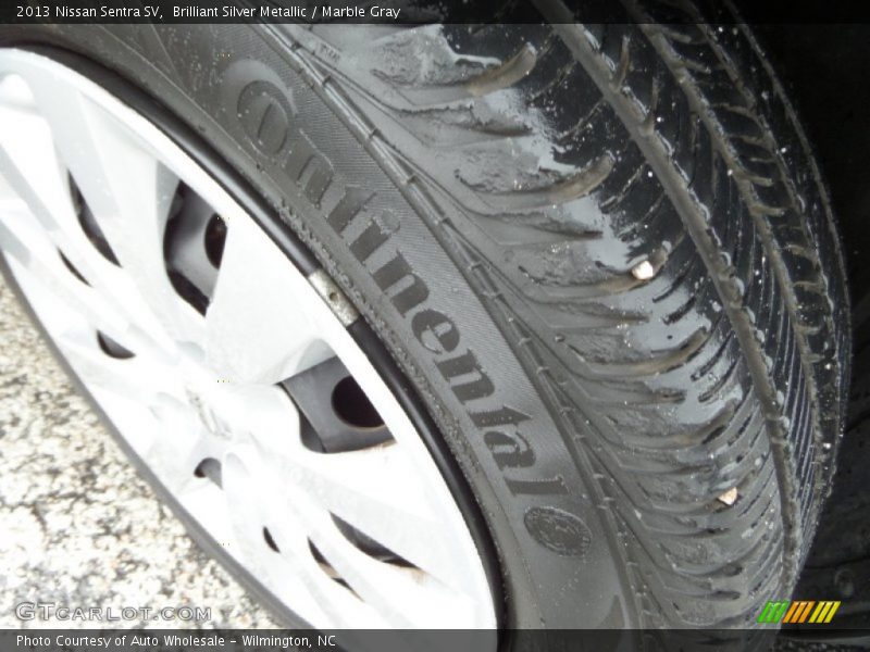 Brilliant Silver Metallic / Marble Gray 2013 Nissan Sentra SV