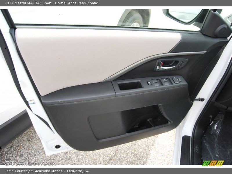 Crystal White Pearl / Sand 2014 Mazda MAZDA5 Sport