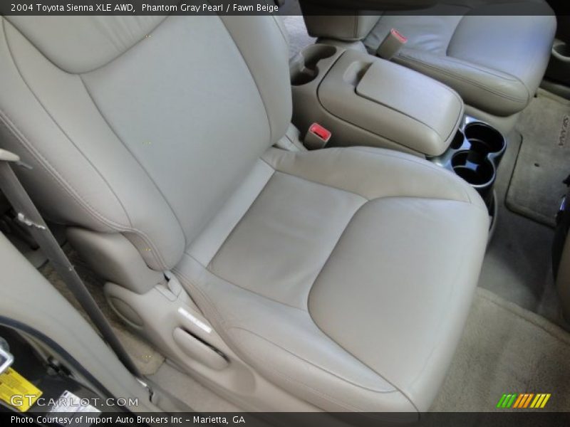 Front Seat of 2004 Sienna XLE AWD