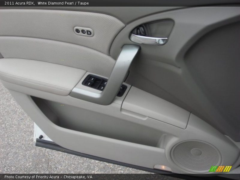 White Diamond Pearl / Taupe 2011 Acura RDX