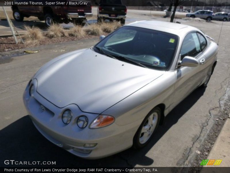 Super Silver / Black/Gray 2001 Hyundai Tiburon