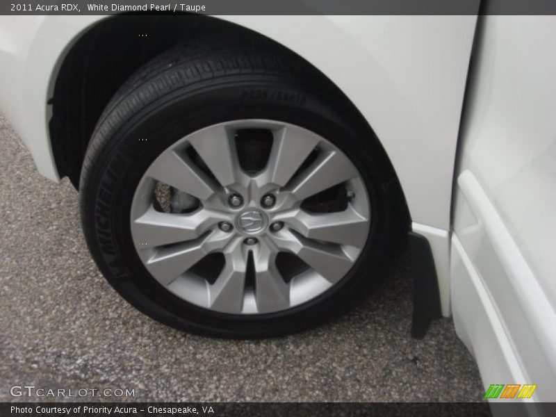 White Diamond Pearl / Taupe 2011 Acura RDX