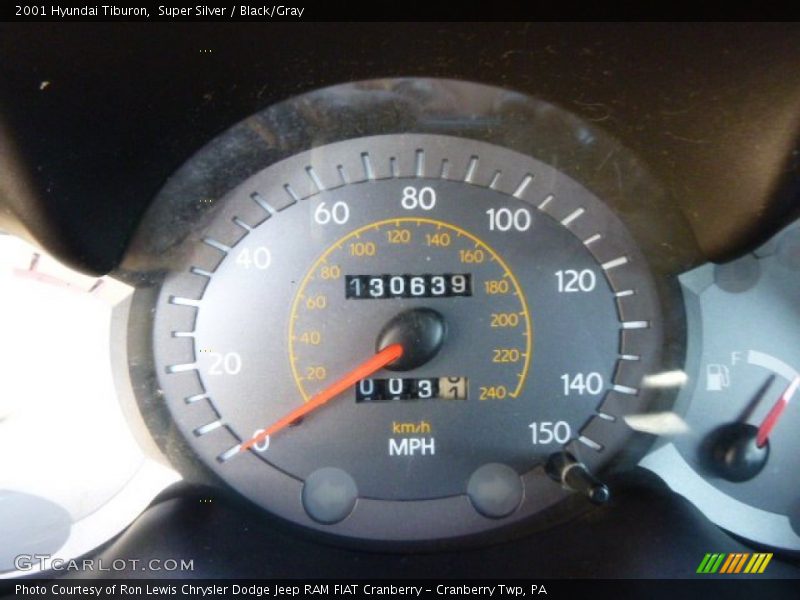 Super Silver / Black/Gray 2001 Hyundai Tiburon
