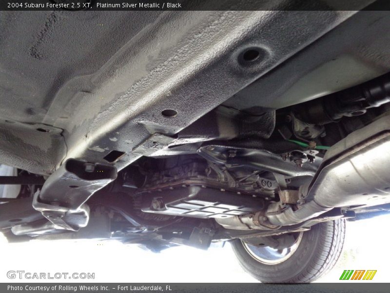 Platinum Silver Metallic / Black 2004 Subaru Forester 2.5 XT