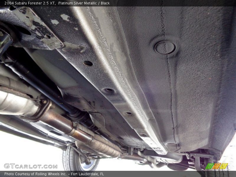 Platinum Silver Metallic / Black 2004 Subaru Forester 2.5 XT