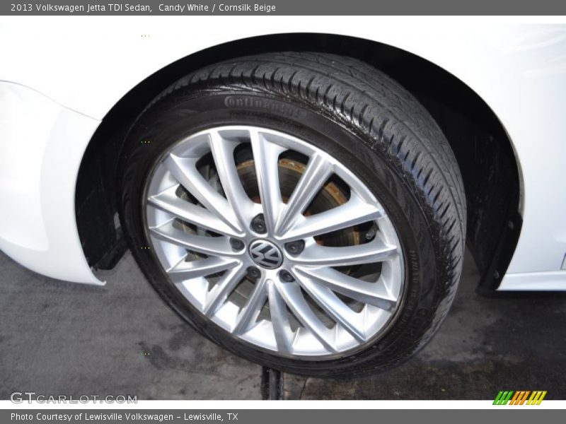 Candy White / Cornsilk Beige 2013 Volkswagen Jetta TDI Sedan