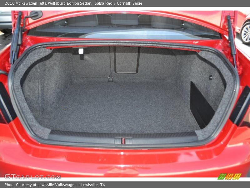 Salsa Red / Cornsilk Beige 2010 Volkswagen Jetta Wolfsburg Edition Sedan