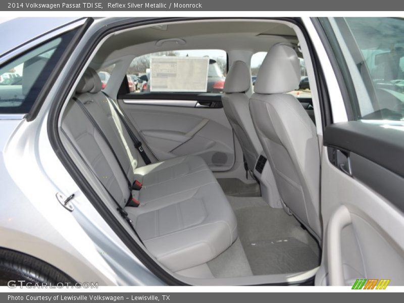Reflex Silver Metallic / Moonrock 2014 Volkswagen Passat TDI SE