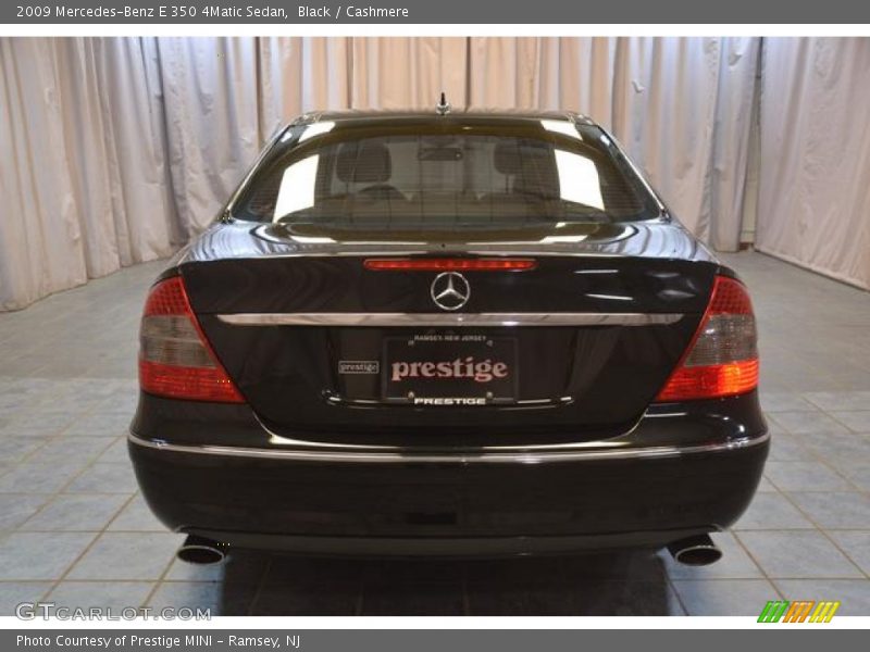 Black / Cashmere 2009 Mercedes-Benz E 350 4Matic Sedan