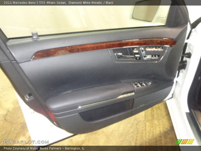 Diamond White Metallic / Black 2011 Mercedes-Benz S 550 4Matic Sedan