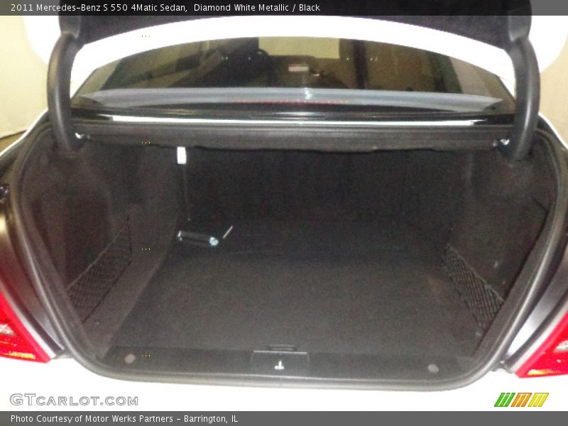 Diamond White Metallic / Black 2011 Mercedes-Benz S 550 4Matic Sedan