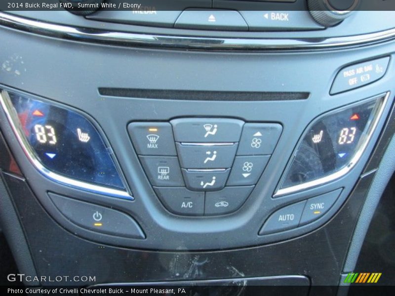 Summit White / Ebony 2014 Buick Regal FWD