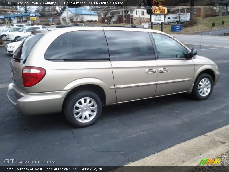 Light Almond Pearl Metallic / Taupe 2002 Chrysler Town & Country EX