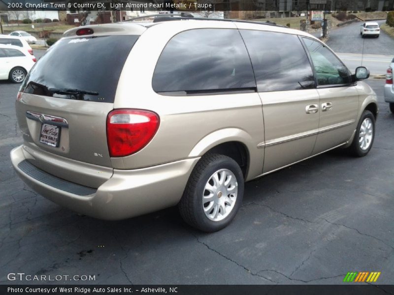 Light Almond Pearl Metallic / Taupe 2002 Chrysler Town & Country EX