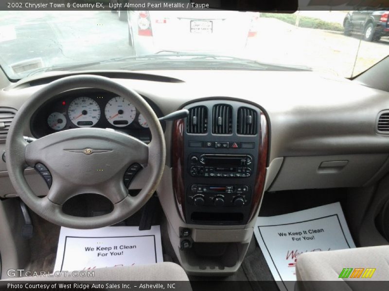 Light Almond Pearl Metallic / Taupe 2002 Chrysler Town & Country EX