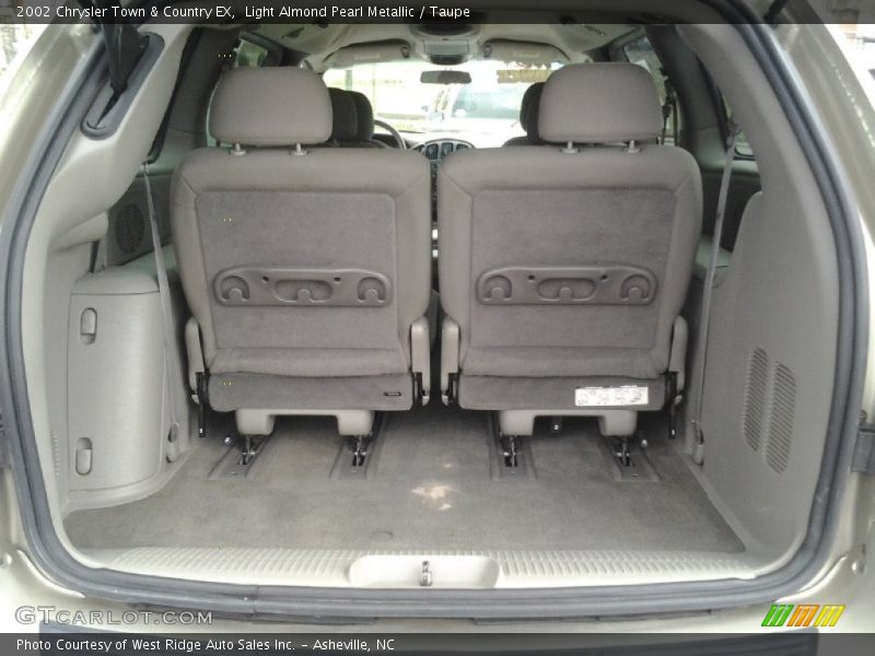 Light Almond Pearl Metallic / Taupe 2002 Chrysler Town & Country EX