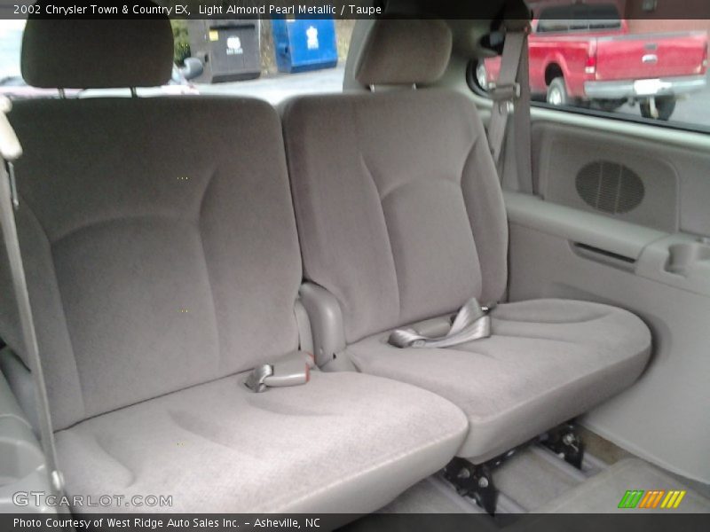 Light Almond Pearl Metallic / Taupe 2002 Chrysler Town & Country EX