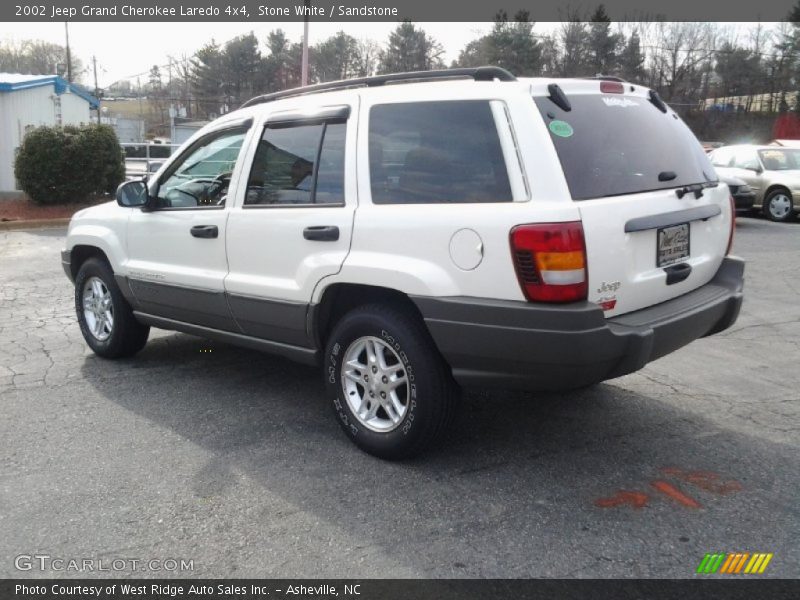 Stone White / Sandstone 2002 Jeep Grand Cherokee Laredo 4x4