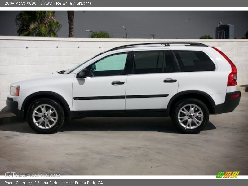 Ice White / Graphite 2004 Volvo XC90 T6 AWD