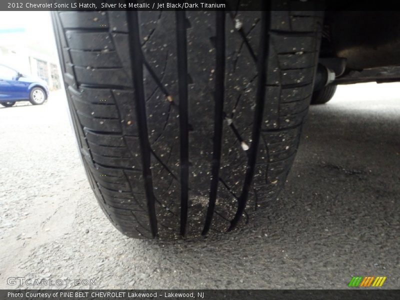 Silver Ice Metallic / Jet Black/Dark Titanium 2012 Chevrolet Sonic LS Hatch