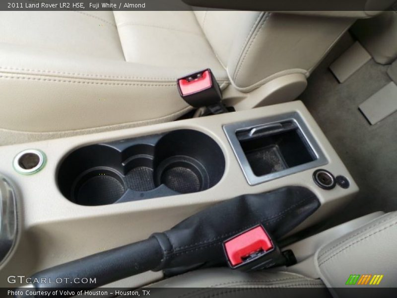 Fuji White / Almond 2011 Land Rover LR2 HSE
