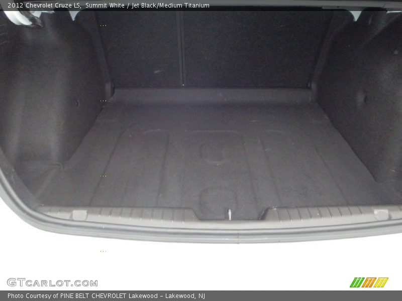 Summit White / Jet Black/Medium Titanium 2012 Chevrolet Cruze LS