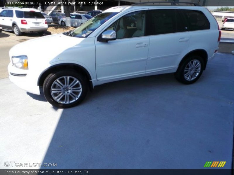 Crystal White Pearl Metallic / Beige 2014 Volvo XC90 3.2