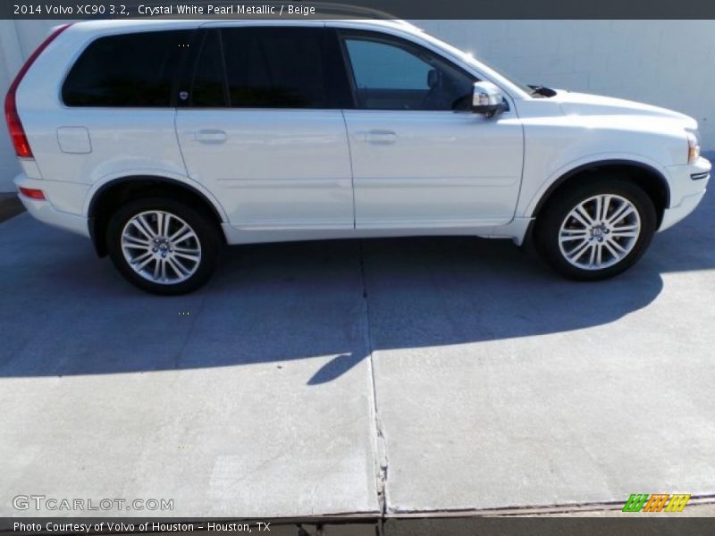  2014 XC90 3.2 Crystal White Pearl Metallic