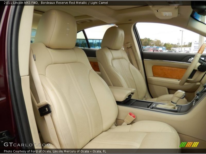 Bordeaux Reserve Red Metallic / Light Camel 2011 Lincoln MKS FWD