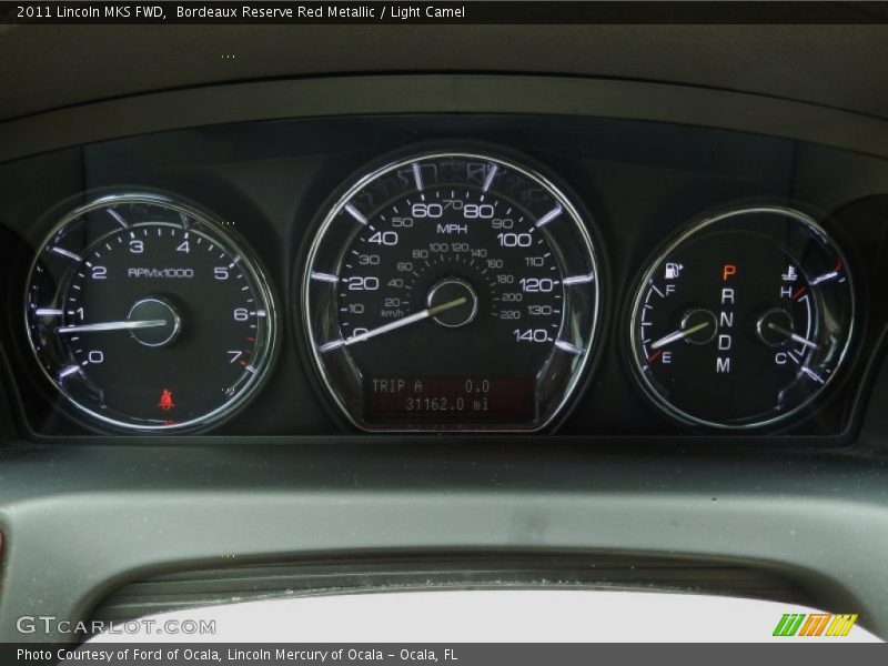 Bordeaux Reserve Red Metallic / Light Camel 2011 Lincoln MKS FWD