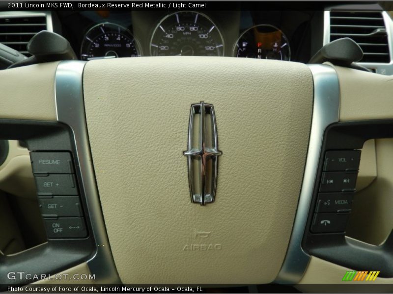 Bordeaux Reserve Red Metallic / Light Camel 2011 Lincoln MKS FWD